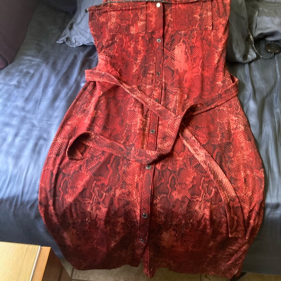 Whbm red snake print button down shirt dress - Picture 4 of 4